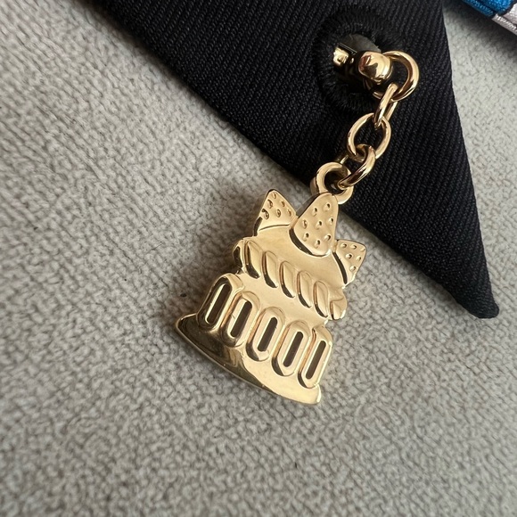 Hermès La Patisserie Francaise Chaem Silk Twilly - Picture 2 of 6